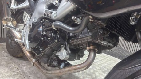 Suzuki SV650 2000 25K 1 OWNER PROJECT BIKE SPARES OR REPAIR 650CC A2 21