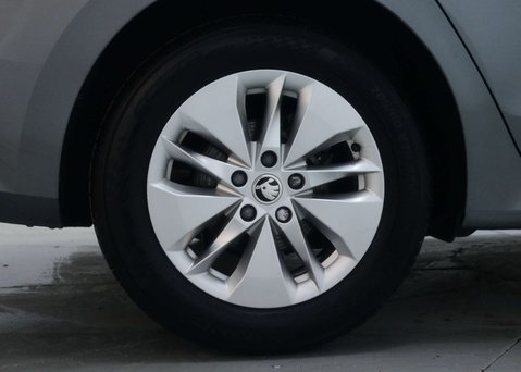 Skoda Octavia 1.0 Octavia SE Technology TSi E-Tech Semi-Auto 5dr 13