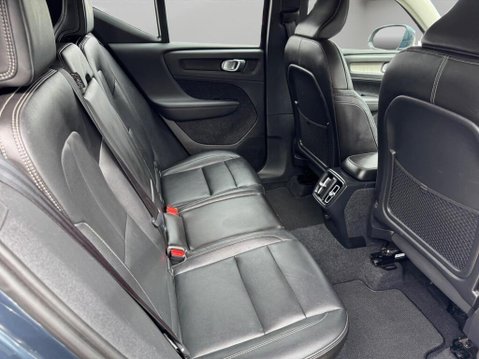 Volvo XC40 2.0 D3 Inscription Euro 6 (s/s) 5dr 43