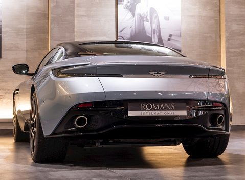 Aston Martin DB11 V12 3