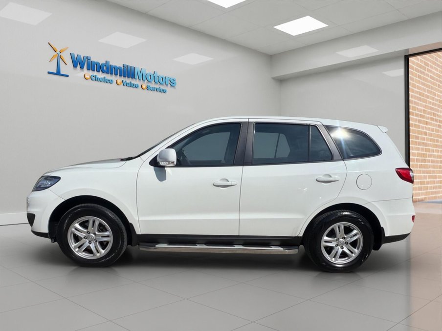 2011 Hyundai SANTA FE — image 7