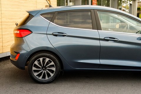 Ford Fiesta TITANIUM 7
