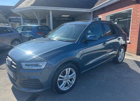 Audi Q3 TFSI S LINE NAVIGATION