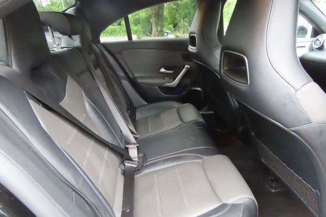 Mercedes-Benz CLA Class 1.3 CLA180 AMG Line (Premium 2) Coupe 7G-DCT Euro 6 (s/s) 4dr 10