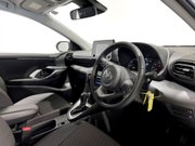 Toyota Yaris 1.5 VVT-h Icon Hatchback 5dr Petrol Hybrid E-CVT Euro 6 (s/s) (116 ps) Air 12