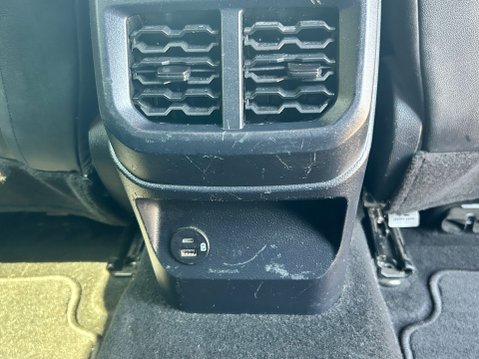 Ford Ranger WILDTRAK ECOBLUE 29