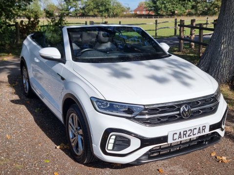 Volkswagen T-Roc R-LINE TSI DSG 42