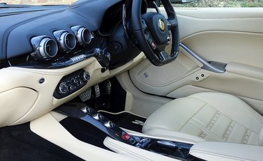 Ferrari F12 Berlinetta 20