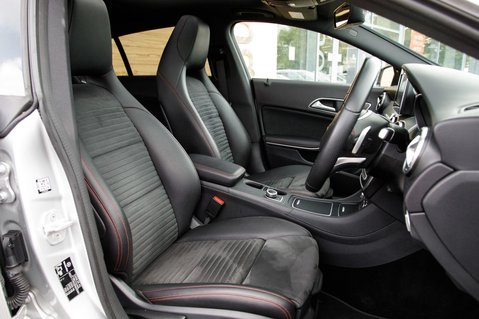 Mercedes-Benz CLA Class CLA 220 D AMG LINE 31