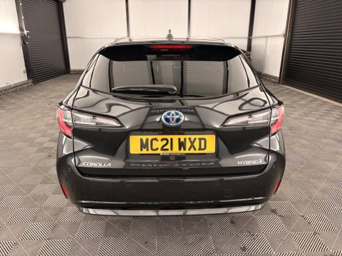 Toyota Corolla 1.8 VVT-h Excel Touring Sports CVT Euro 6 (s/s) 5dr 53