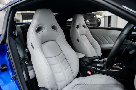 Nissan GT-R Premium Edition 3.8 2dr Coupe Semi Auto Petrol 3