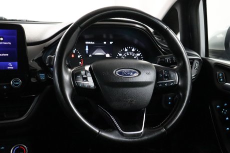 Ford Fiesta TITANIUM 46