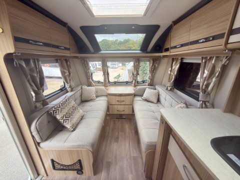 Coachman Pastiche 575 9