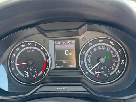 Skoda Octavia 2.0 TDI Scout DSG 4WD Euro 6 (s/s) 5dr 34