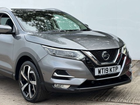Nissan Qashqai 1.3 Qashqai Tekna DiG-T Semi-Auto 5dr 2