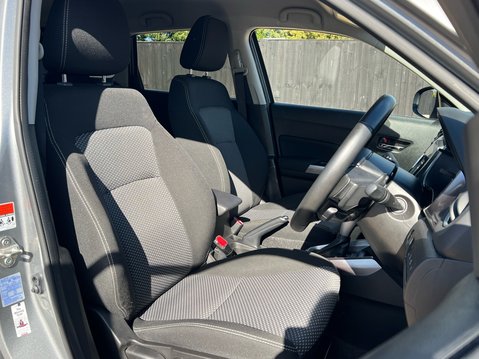 Suzuki Vitara SZ-T BOOSTERJET MHEV 19