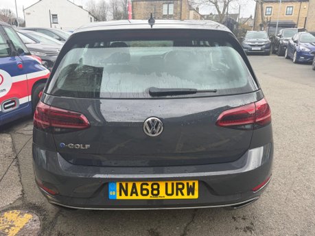 Volkswagen Golf E-GOLF 6