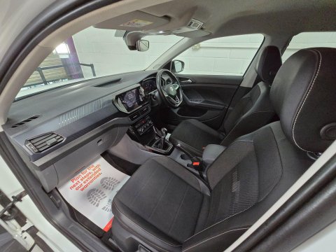 Volkswagen T-Cross 1.0 TSI First Edition Euro 6 (s/s) 5dr 38