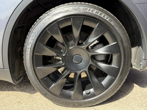Tesla Model Y SUV 5dr Electric Auto RWD (346 ps) 16