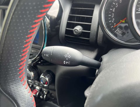 Mini Hatch 1.5 Cooper Sport 3dr 15