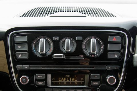 Volkswagen Up HIGH UP 29