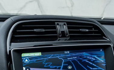 Jaguar XE SV PROJECT 8 24