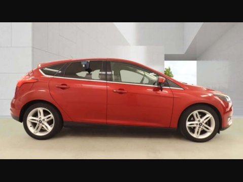 Ford Focus 1.0 Focus Titanium 5dr 9