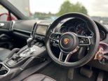 Porsche Cayenne 3.0 TD V6 SUV 5dr Diesel TiptronicS 4WD Euro 6 (s/s) (262 ps) 15