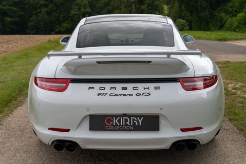 Porsche 911 3.8 911 Carrera GTS PDK 23