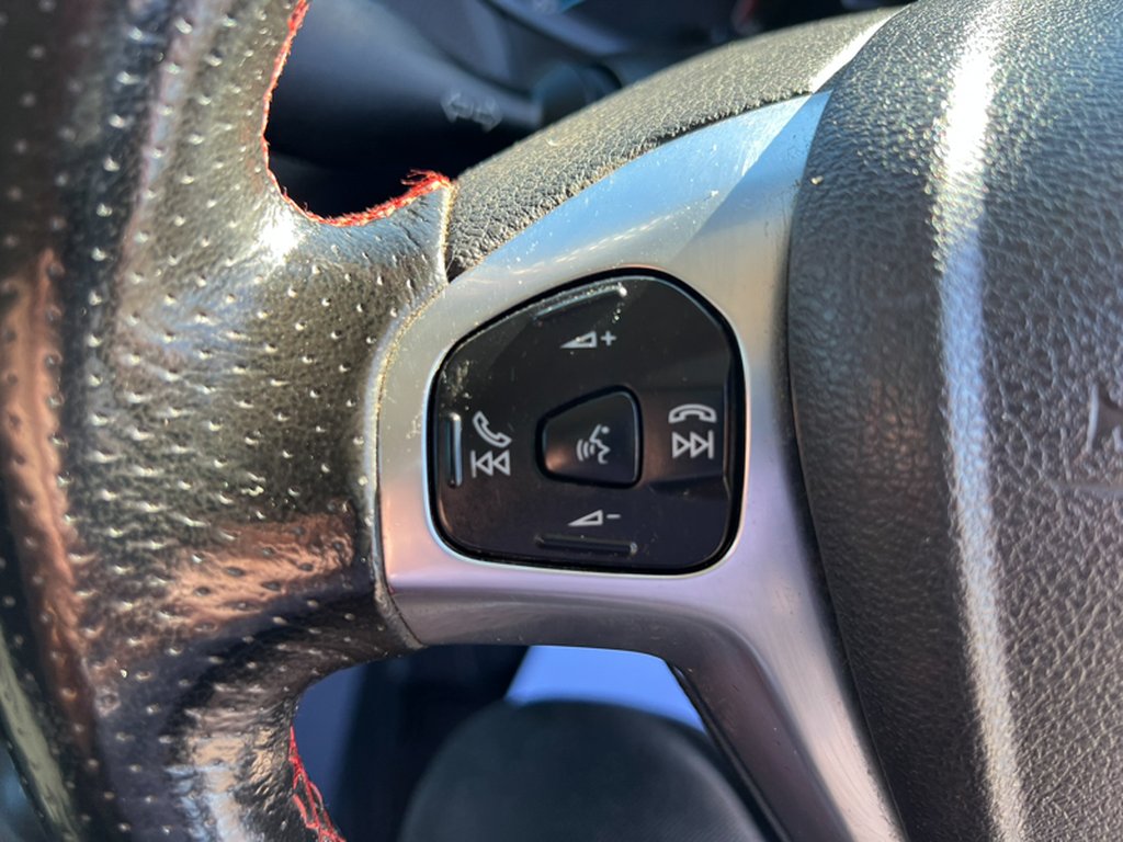 2018 Ford Transit CourierSWB L1H1 Low Roof Sport Air Con Alloys EURO 6 NO VAT — thumbnail 38 of 51