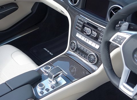 Mercedes-Benz SL Class SL63 AMG 18