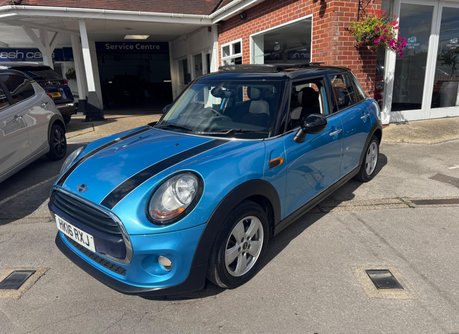 Mini Hatch 1.5 Cooper Euro 6 (s/s) 5dr