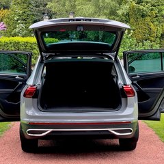 Volkswagen Tiguan 2.0 TDI Elegance DSG 4Motion Euro 6 (s/s) 5dr 4