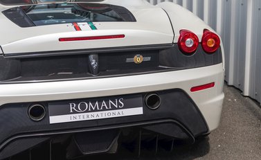 Ferrari 430 Scuderia Spider 16M 28