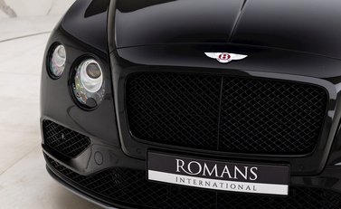 Bentley Continental GT V8 S Convertible Black Edition 23
