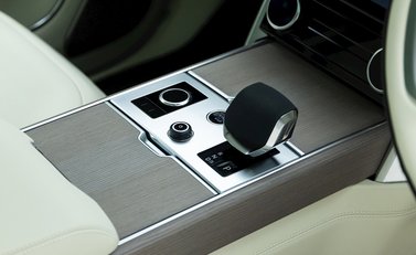 Land Rover Range Rover D350 First Edition 20