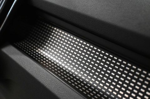 Volvo XC40 1.5 XC40 R-Design Pro T5 Recharge Auto 5dr 32