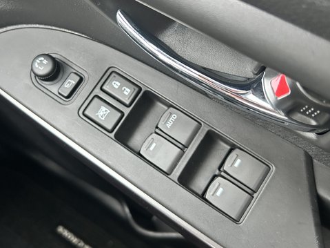 Suzuki S-Cross 1.5 Hybrid Motion 5dr AGS 30