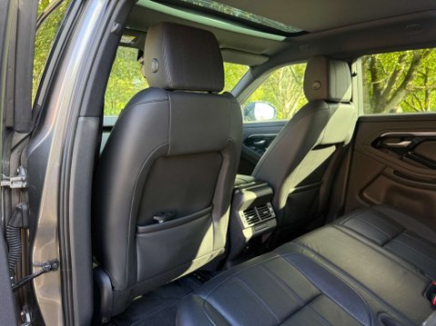 Land Rover Range Rover Evoque 2.0 Range Rover Evoque R-Dynamic S D 4x2 5dr 15