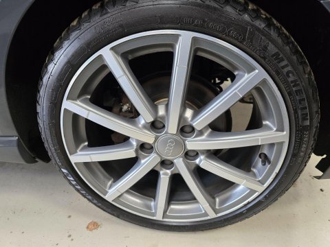 Audi A3 2.0 TFSI Black Edition Sportback Euro 6 (s/s) 5dr 44