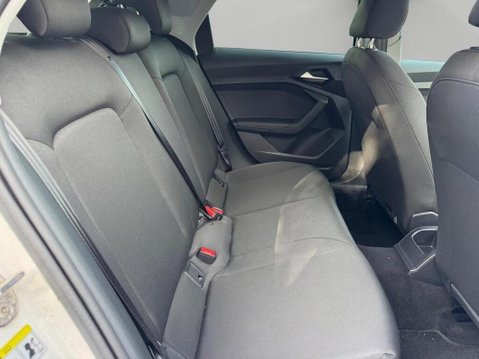 Audi A1 1.0 TFSI 30 Technik Sportback Euro 6 (s/s) 5dr 27