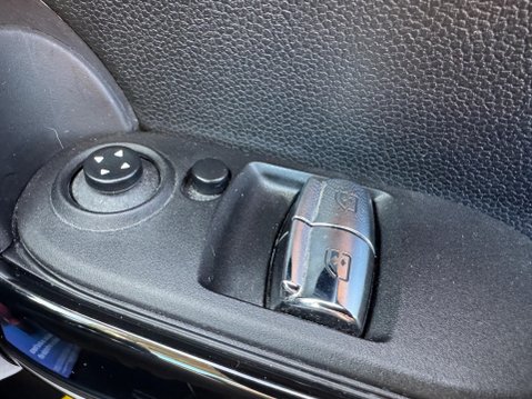 Mini Hatch 2.0 Cooper S Euro 6 (s/s) 3dr 39