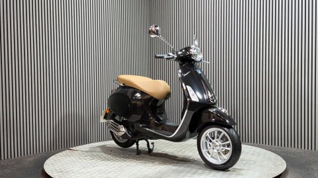Piaggio Vespa Primavera 2021 ONLY 612 MILES NEW MOT SERVICED 50CC AUTO 2