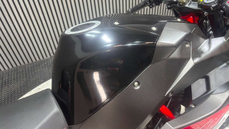 Hyosung GD 2016 ONLY 1K 250CC SPORTS BIKE LIGHTWEIGHT LONG MOT 44