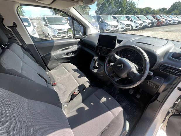 Citroen Berlingo LWB L2H1 Low Roof Enterprise Air Con Sensors EURO 6 NO VAT 28