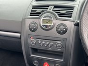 Renault Megane 1.6 Megane Dynamique 2dr 15