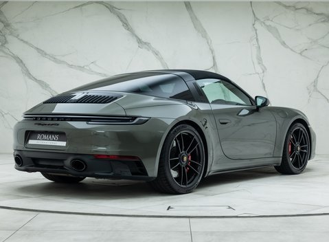 Porsche 911 Targa 4 GTS (992) 5