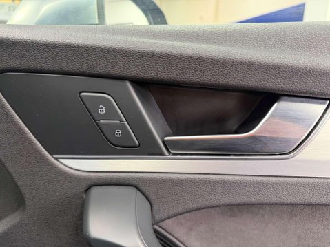 Audi SQ5 3.0 TFSI V6 SUV 5dr Petrol Tiptronic quattro Euro 6 (s/s) (354 ps) 52