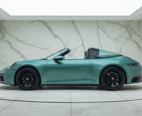 Porsche 911 Targa 4 (992) 