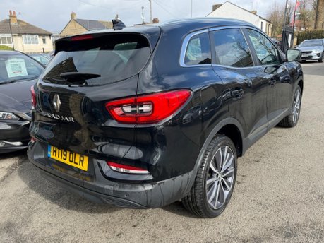 Renault Kadjar ICONIC TCE 7